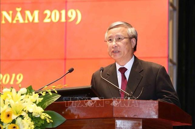 黨中央政治局委員、黨中央書記處常務書記陳國旺在開班儀式上致詞。（圖源：越通社）