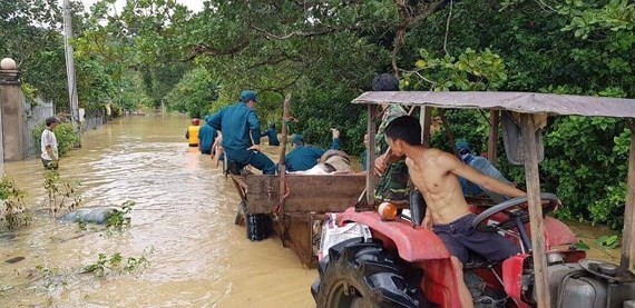 同奈省定館縣青山鄉受淹嚴重。（圖源：進明）