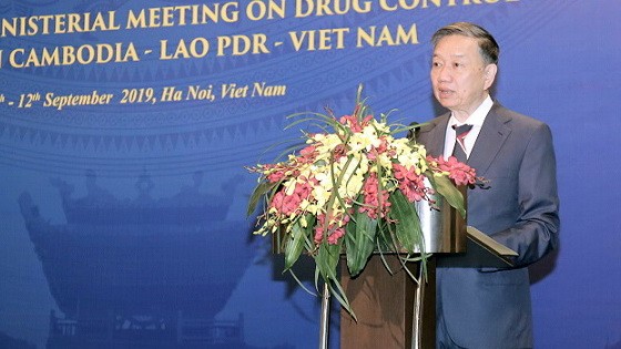 公安部長蘇霖大將致會議開幕詞。（圖源：潘英）