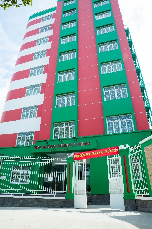 市華語成人教育中心新校舍投入活動 ảnh 1