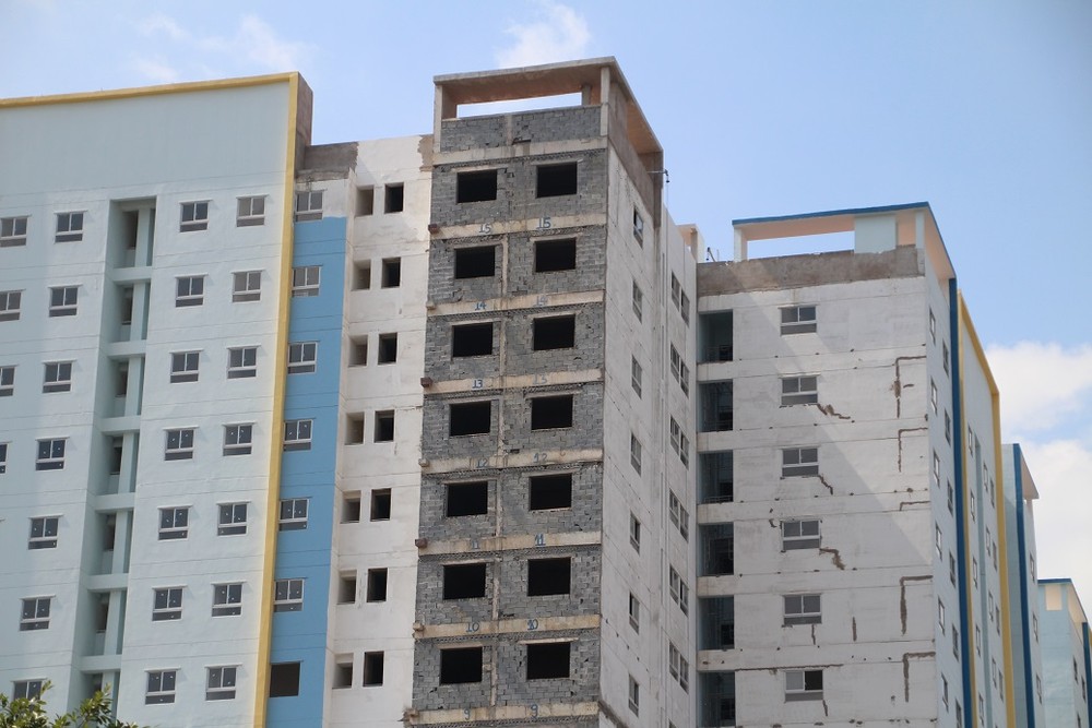 座落於胡學覽街35號的社會住房項目逾期兩年尚未完成。（圖源：仲信）