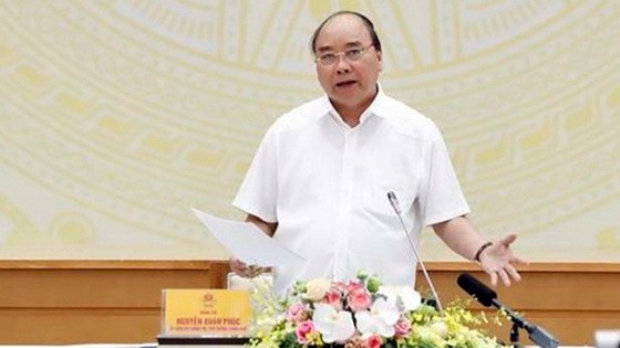 政府總理阮春福主持會議並發表講話。（圖源：統一）