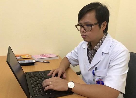 正在中央Ｋ醫院工作的陶文秀醫生。