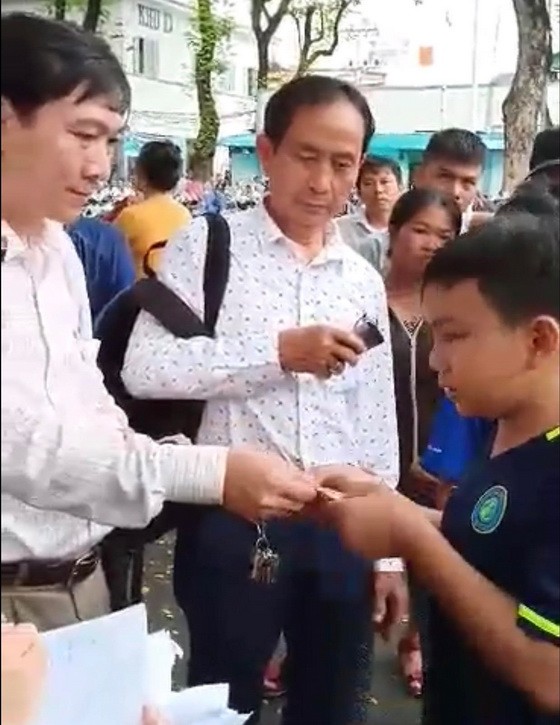 慈善團近日前往各地單位捐助經費3億元。