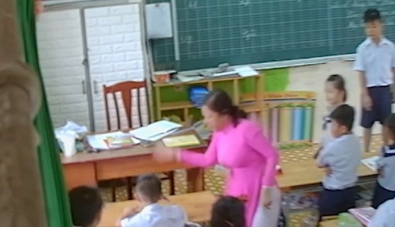 潘珠貞小學女教師暴力對待小學生事件引起輿論的憤怒。(圖源:視頻截圖)