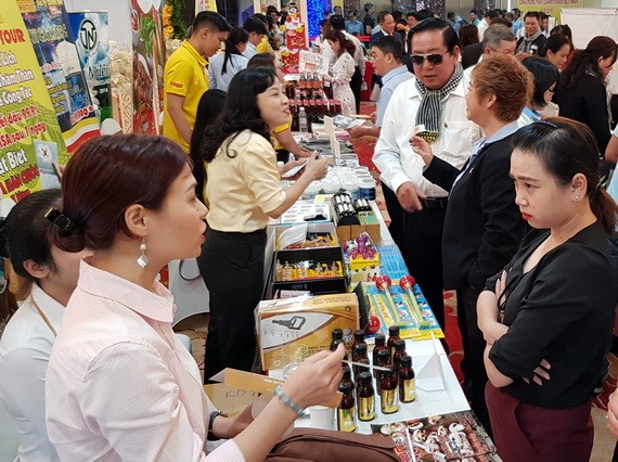 商業交流活動吸引眾多會員企業，社團代表，各郡縣企業家參觀、交流，增進瞭解，尋求合作。