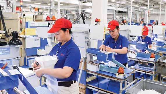在新順加工出口區上班的勞工。(圖源:越勇)