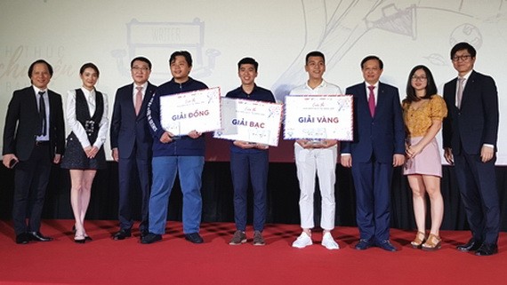 ＣＧＶ每年舉辦的《才華戲劇作家》是就地人才培訓方式之一。