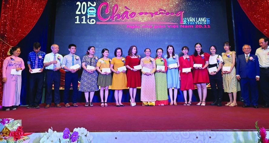 各校歡慶教師節活動 ảnh 1