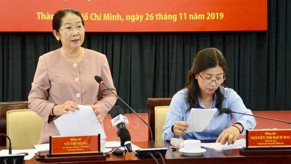 市委副書記武氏蓉在會上發表講話。（圖源：市黨部新聞網）