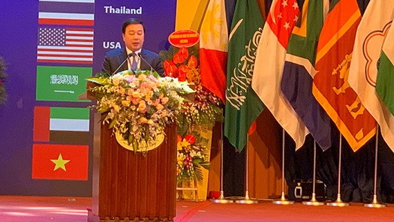 河內市教育與培訓廳長褚春勇致開幕詞。（圖源：T.Minh）