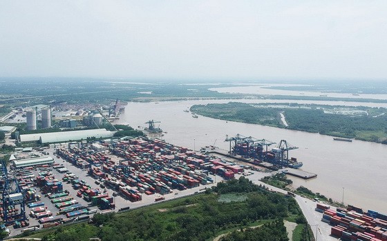 新港富友港口一隅。