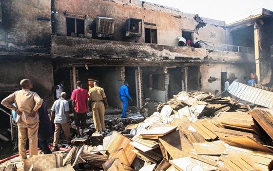 工廠被大火徹底摧毀。（圖源：互聯網）