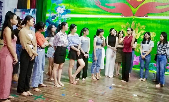 “越華女生選美大賽”總決賽明日舉辦