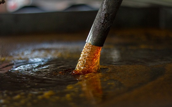 圖為印尼生產的棕櫚油。（圖源：CIFOR）