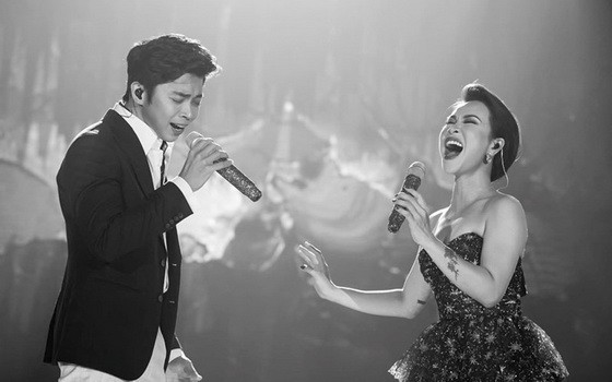 鴛玲、麟雅的“並非偶然”演唱會。