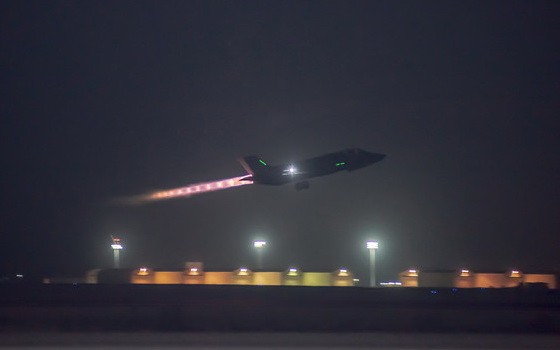 美軍空襲伊拉克和敘利亞民兵組織據點 至少25人死亡。（圖源：AFP）