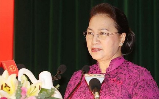 國會主席阮氏金銀在會上致詞。（圖源：英芳）