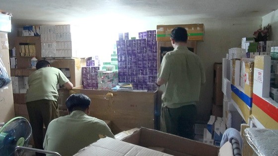 職能力量查獲大量無發票的西藥。（圖源：英軍）