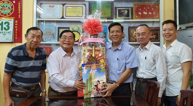 本報向各華人單位拜年 ảnh 3