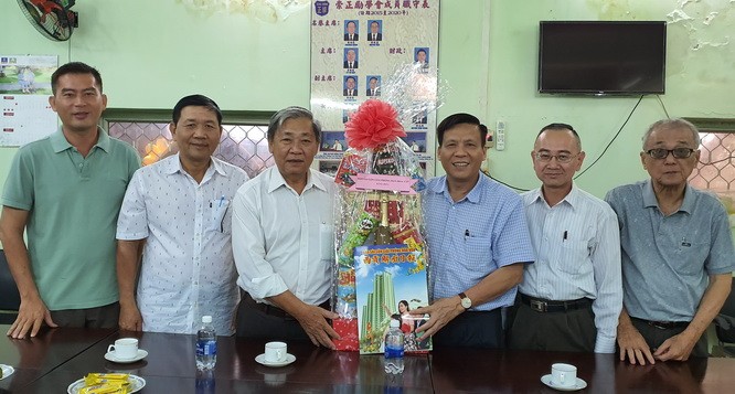 本報向各華人單位拜年 ảnh 5