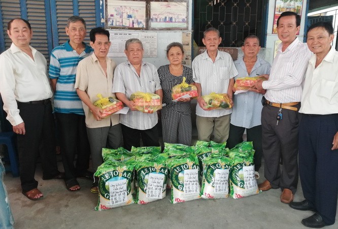 華人社團歲暮向長者送暖 ảnh 3