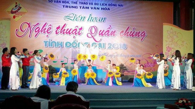 千華歌舞隊與民族舞蹈結緣 ảnh 1