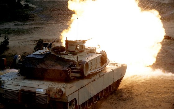 北約聯合軍事演習訓練。（圖源：路透社）