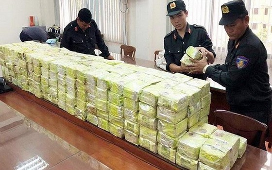 本市公安力量去年破獲一起特大跨境販運毒品案，繳獲毒品300公斤。（圖源：警方提供）