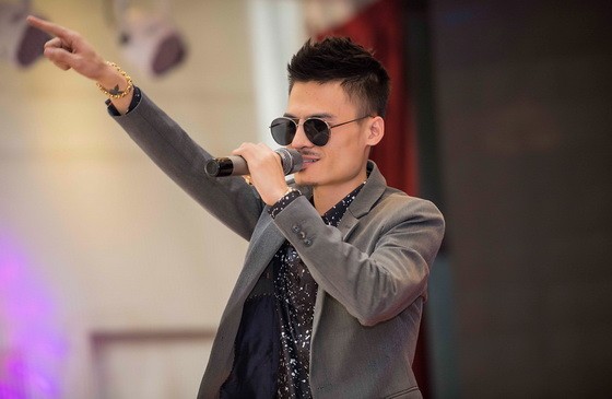 華榮是受關注的翻唱者。