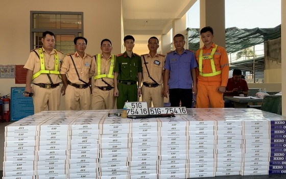 被查獲扣留的走私香煙。（圖源：VTC）