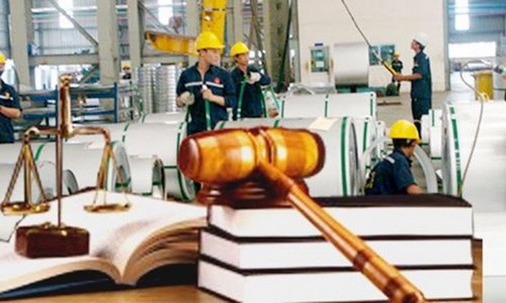 政府總理阮春福就批准“建設與有效運營商貿防衛早期警報系統”項目簽署第316號《決定》。（示意圖源：互聯網）