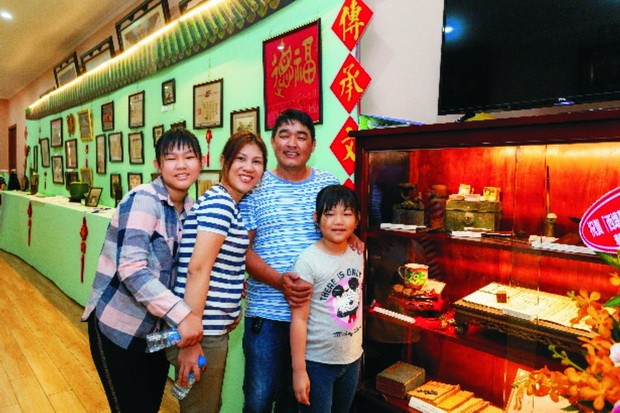 百年熨斗 熨出了絲絲暖意 ảnh 2