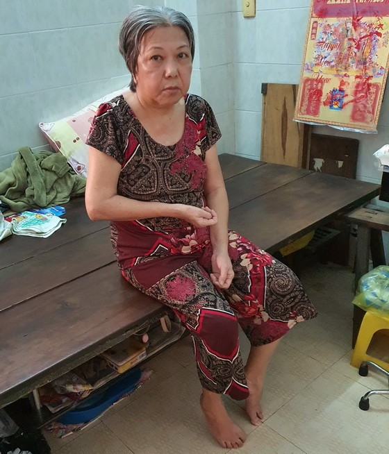 李映雪因腦溢血導致半邊身癱瘓。