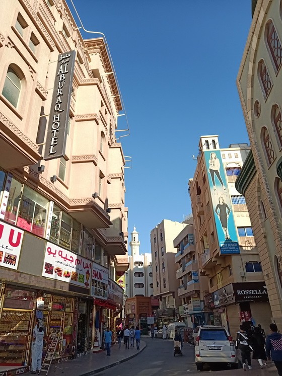 迪拜碼頭附近的老城區。   