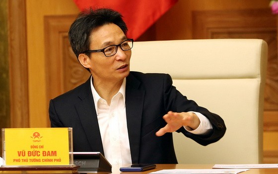 政府副總理武德膽在會議上發言。（圖源：廷南）