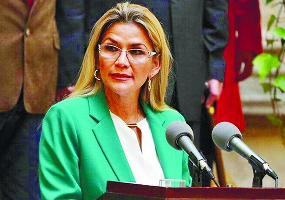 玻利維亞臨時總統阿涅斯。（圖源：路透社）