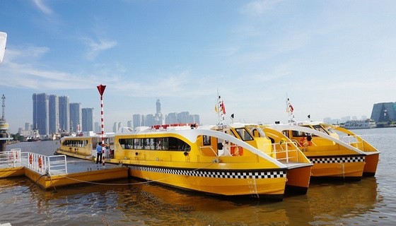 本月水上巴士1號線的乘客量在各站減少逾33%。（圖源：VNN）