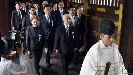 日本靖國神社進行一年一度的春季大祭，多名議員參拜靖國神社。（示意圖源：共同社）