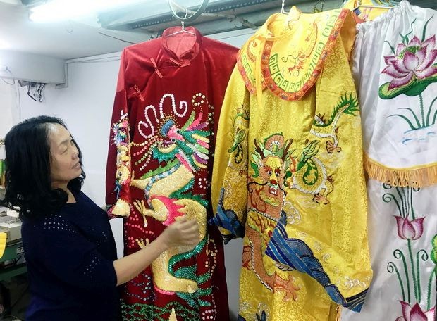 神袍的獨特文化藝術 ảnh 3