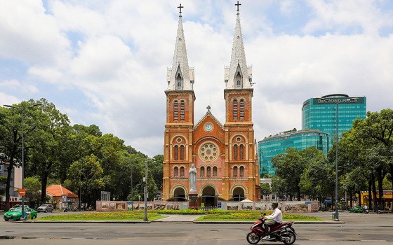 進行社會隔離期間第一郡街道車輛稀少。（圖源：VNE）