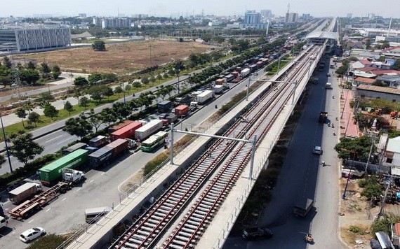 本市斥資 39 萬億元修建地鐵 5 號線。圖為地鐵1號線施工進度已進入尾聲。（圖源：志宏）