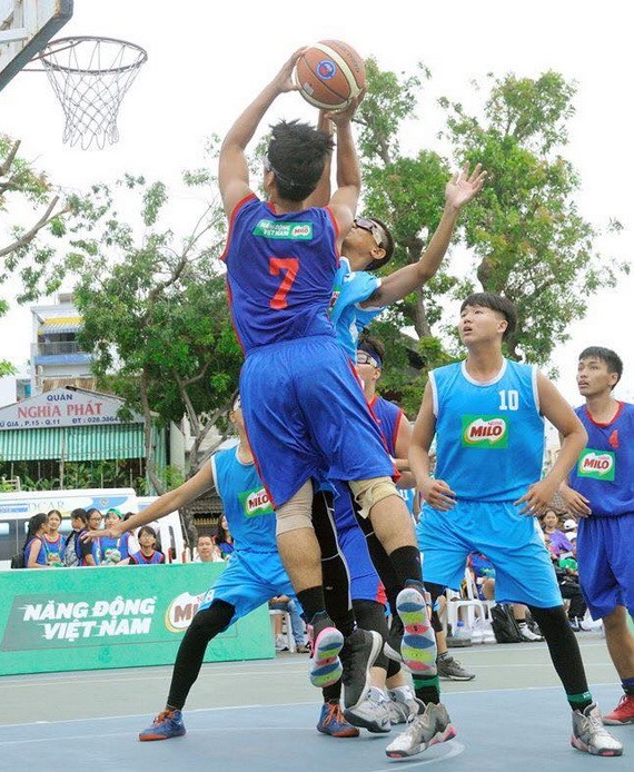 天資籃球賽各年齡組比賽一瞥。