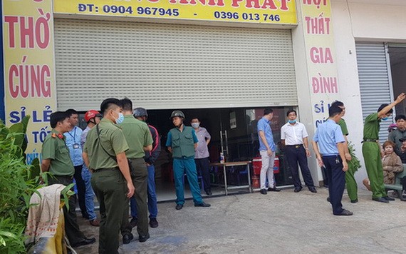 職能力量突檢邊和市新邊坊的一所自發性戒毒單位。（圖源：H. Xuân）