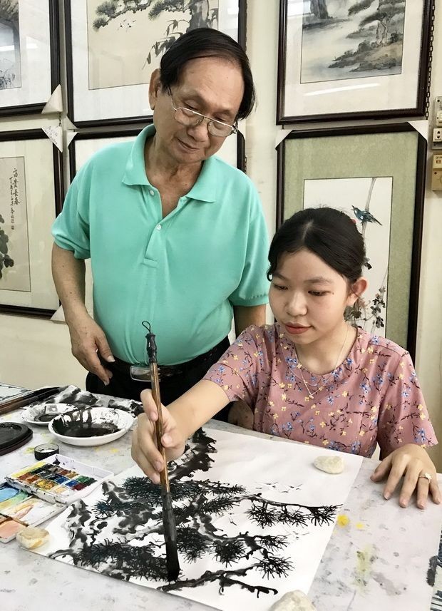 嘉欣妹妹 —— 熱愛水墨畫 ảnh 1