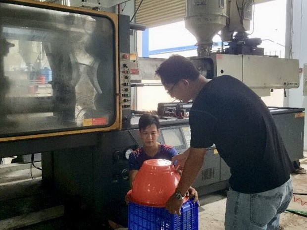 在發展事業中,不忘資助文教與慈善 ảnh 1 在發展事業中,不忘資助文教與慈善 ảnh 1