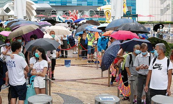受新冠肺炎疫情影響暫停開放四個多月的香港海洋公園13日正式恢復運營。(圖源:互聯網)
