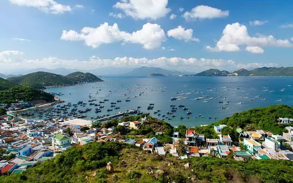 平波島一瞥。