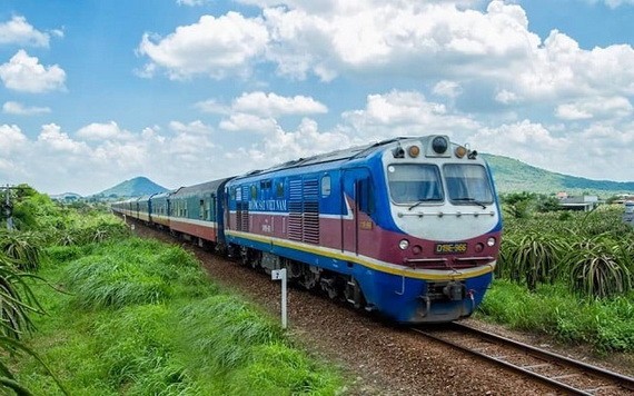 斥資近 1 萬 8000 億元加固榮市-芽莊市鐵路線。(示意圖源:田升)