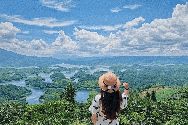 西原地區下龍灣 —— 塔董湖 ảnh 1 西原地區下龍灣 —— 塔董湖 ảnh 1